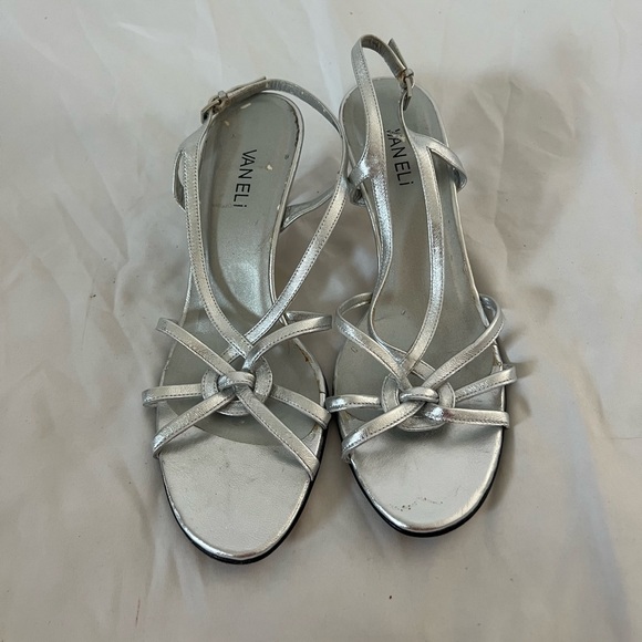 Vaneli strappy silver metallic sandal heels medium heel women’s size 10 - Picture 2 of 6